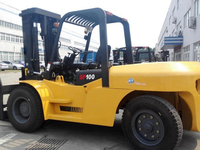 Chariot élévateur diesel contrepoids SFD100 de 10 tonnes, hauteur de levage maximale de 4545 mm, pour la manutention de charges lourdes et de conteneurs portuaires
