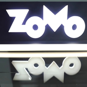 Présentoir hiển thị đứng 3 tầng Acrylic hiển thị giá Máy tính để bàn với mô hình tùy chỉnh cho mỹ phẩm cửa hàng bán lẻ - Product Image 6