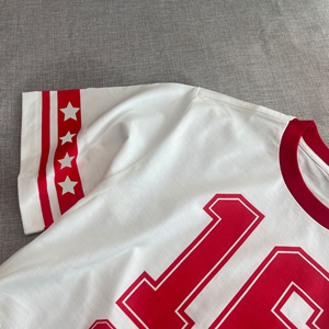 Haut court sexy pour femmes personnalisé Nouveau t-shirt à manches courtes Boxy Lettre imprimée Collision de couleur Tops décontractés Vêtements de football classiques - Product Image 3