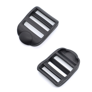 Hebilla de Plástico Ajustable de 38 mm con Cuatro Posiciones para Correas de Bolsos y Mochilas - Product Image 1