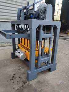 Macchina per la Produzione di Blocchi di Cemento e Mattoni in Calcestruzzo QMJ4-40 Australiana, Piccola, Diesel, Vibrante, per Suolo Cavo, Prezzo Giappone - Product Image 3