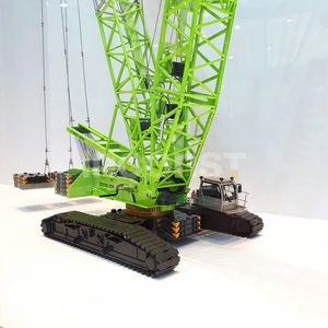 Grue sur chenilles Zoomlion ZCC9800W neuve haute performance, capacité de levage de 800 tonnes, couple de 11000 T.M, moteur, boîte de vitesses - Product Image 1