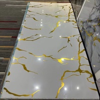Panneau mural autocollant décoratif à motif personnalisé, panneau mural intérieur brillant en PVC effet marbre, protection UV