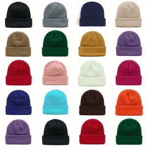 Bonnets d'hiver unisexe en acrylique 100% tricoté, couleur unie, avec logo personnalisé d'usine, broderie 3D, pour la plage et le monde des affaires - Product Image 1