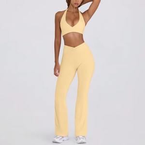 Conjunto Deportivo de 2 Piezas para Mujer, Leggings de Yoga con Cintura Media y Corte Acampanado, Sujetador Deportivo sin Tirantes, Talla Grande, con Cordón Ajustable, Transpirable y Duradero - Product Image 1