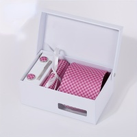 Coffret Cadeau Luxe pour Homme : Nœud Papillon, Cravate Décontractée Paisley, Foulard Carré, Boutons de Manchette et Pince à Cravate Noir – Idéal pour les Fêtes