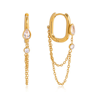 Pendientes Huggie con Baño de Oro de 18K, Diseño Geométrico de Lágrima con Zirconia, Cadena y Borla, para Uso Diario, con Poste de Acero Inoxidable - Product Image 5