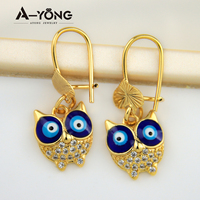 Ayong Jewelry Pendientes de aro de anime bonitos árabes Pendientes de búho de circón chapados en oro de 18K para mujer
