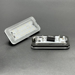 Ampoules de véhicule lumineuses Offre Spéciale accessoires de voiture lampe de numéro de plaque d'immatriculation LED pour <span class=keywords><strong>Fiat</strong></span> <span class=keywords><strong>500</strong></span> <span class=keywords><strong>Abarth</strong></span> <span class=keywords><strong>500</strong></span> 2007-2020 - Product Image 3