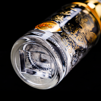 Bouteille de vin personnalisée: récipients en verre de 500ml avec des gravures complexes du dragon doré, idéales pour l'image de marque des boissons alcoolisées haut de gamme