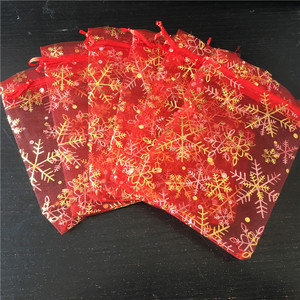 Flocon de neige estampage à chaud Organza Sac de gaze Emballage cadeau de Noël avec design Eugen élégant - Product Image 6