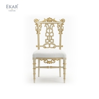 Fauteuil lounge néoclassique Aurelian Filigree |   Blanc de luxe &amp;   Sièges français dorés - EKAR