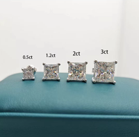 Boucles d'oreilles clous en argent sterling 925 plaqué or blanc avec moissanite VVS Princess Cube pour hommes et femmes, serties griffes