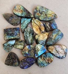 Pierres de Labradorite Druzy de forme mixte, best-seller 2025, pour la fabrication de bijoux, prix de gros - Product Image 1
