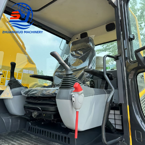 รถขุดตีนตะขาบ Komatsu PC200-8 มือสอง อุปกรณ์ก่อสร้างพร้อมใช้งาน - Product Image 3