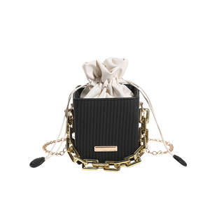 Nouveau Sac à Main Tendance 2026 pour Femme, Sac Carré Petit Format à Bandoulière Unique, Vente en Gros - Product Image 6