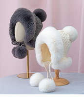Offre Spéciale femme hiver tricoté chapeaux pour femmes avec fermeture éclair garder le visage plus chaud pompons casquette