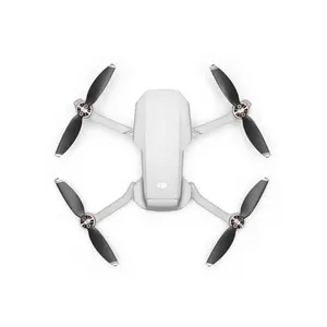 DJI Mavic mini 无人机 4千米高清视频 3 轴万向节 2.7K 相机最长飞行时间 30 分钟