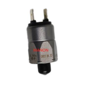 Interrupteur de feu stop Jungheinrich 51060733 pour chariot élévateur électrique, nouveau modèle - Product Image 1