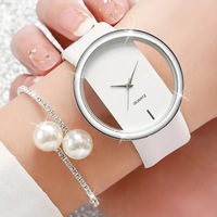 Atmósfera de moda simple transparente hueco neutral reloj de marca grande