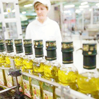 Leadworld Machine automatique de remplissage et d'emballage d'huile à moteur d'olive pour lubrifiant de cuisson essentiel au tournesol