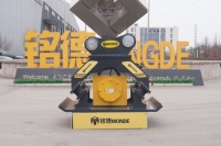 Compacteur de plaques rotatif et non rotatif pour excavatrice Monde