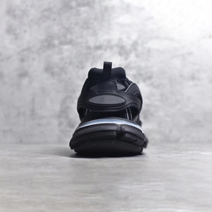 2026 Baskets LED de créateur haut de gamme, chaussures de course tendance, chaussures de sport de luxe, chaussures lumineuses haut de gamme, baskets de marche tendance - Product Image 3