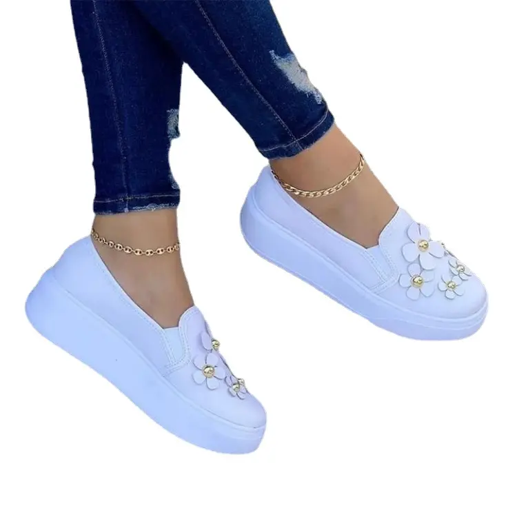 Thick Sole Flat Canvas Shoes Women Casual Sneakers For Walking