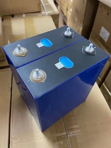แบตเตอรี่ลิเธียม 3.2V 280Ah แบบแท่งปริซึม อายุการใช้งาน 10000 รอบ สำหรับระบบกักเก็บพลังงานแสงอาทิตย์ ปลอดภัย สีฟ้า รับประกัน 5 ปี 3.2V 280Ah 3.2v - Product Image 1