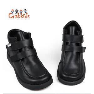 Démarquez-vous dans le style: Crabkids Wholesale présente des chaussures d'école en cuir véritable à la mode pour les filles mettant en valeur des caractéristiques distinctives