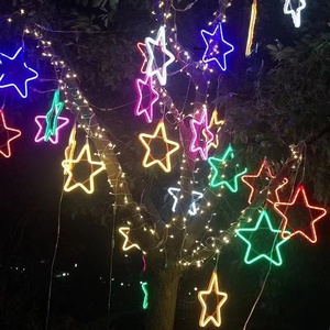 Guirlandes lumineuses décoratives de Noël étanches pour l'extérieur, pour la cour, l'éclairage de rue, avec une lueur romantique - Product Image 1