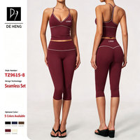 Ensemble de sport personnalisé de haute qualité en tissu brossé, débardeur doux à col en V et pantalon capri respirant effet galbant, pour femmes, ensembles de yoga