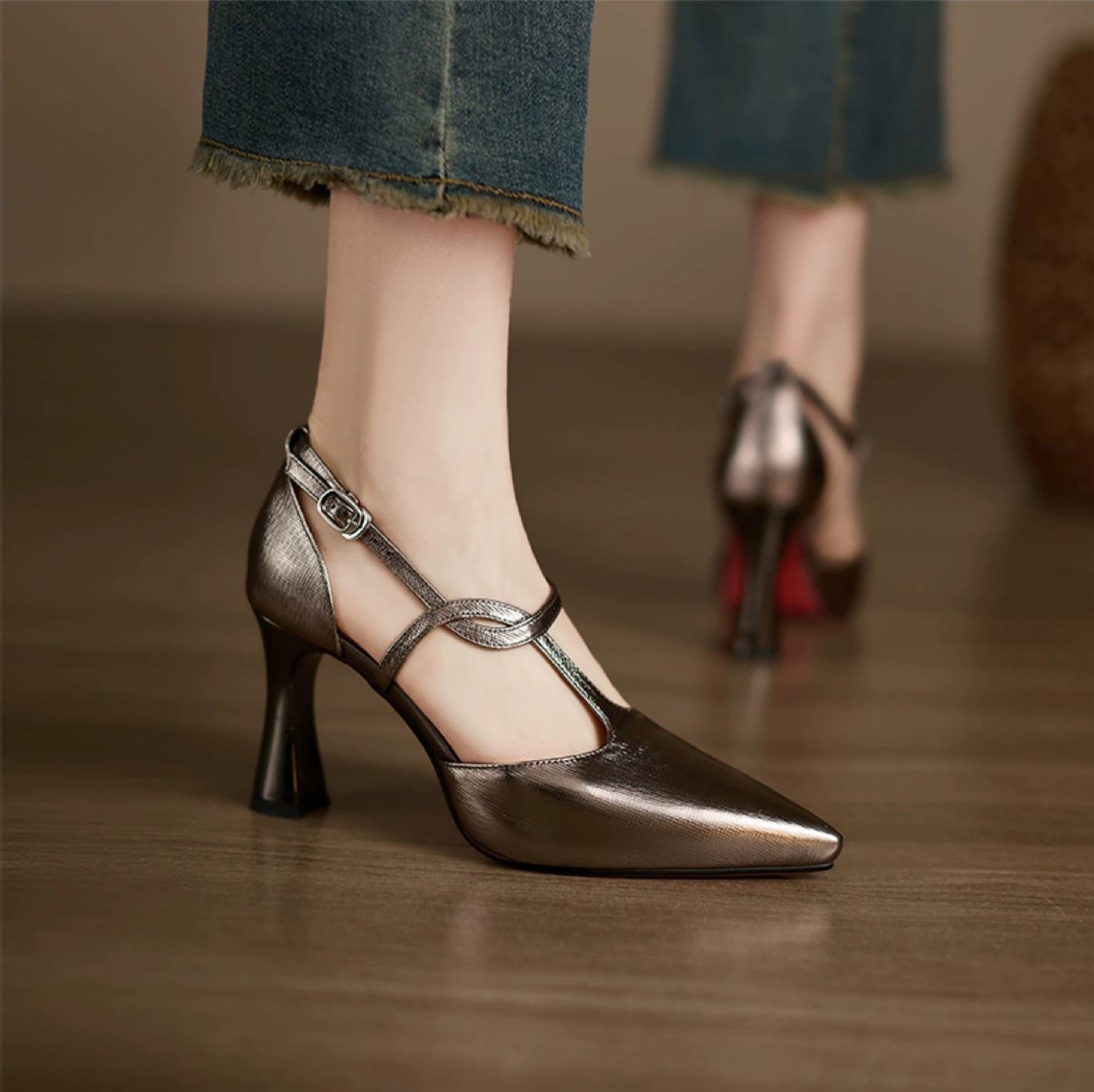 สีน้ำตาล