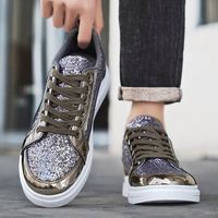Chaussures de marche pour hommes en cuir verni métallisé à semelle épaisse, grandes tailles 39-46, résistantes à l'usure, baskets décontractées personnalisables pour le printemps