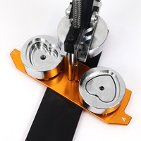 Machine à fabriquer des badges en tôle entièrement métallique, moule manuel pour aimants de réfrigérateur, formes et tailles personnalisées