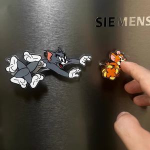 YAKELIKE - Adhesivo Magnético Giratorio para Refrigerador con Diseño de Gato <span class=keywords><strong>y</strong></span> Ratón, Estilo de Dibujos Animados, Decoración Creativa para el Hogar, Adhesivo Acrílico Personalizado para Refrigerador - Product Image 1