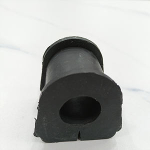 Boccole Auto a Estremità Aperta 4156A113, Assemblaggio Boccole Barra Stabilizzatrice di Alta Qualità per <span class=keywords><strong>Mitsubishi</strong></span> PAJERO SPORT III 2015-2019 - Product Image 3