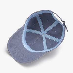 Casquette de baseball unisexe avec lettres graffiti printanières, visière souple et incurvée, réglable, pour homme et femme, idéale pour les activités de plein air et le style décontracté. - Product Image 3