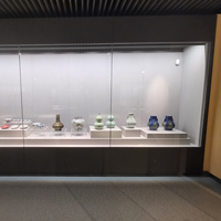 Vitrines professionnelles pour musées et salles d'exposition