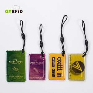 Porte-clés RFID <span class=keywords><strong>de</strong></span> <span class=keywords><strong>luxe</strong></span> personnalisé, porte-clés en résine époxy NFC, porte-clés avec code QR NFC, carte-clé RFID pour hôtel - Product Image 3