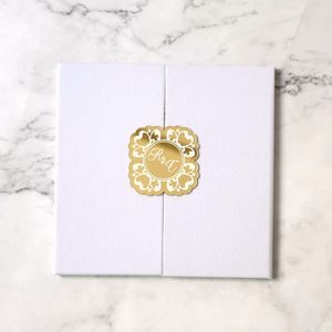 Portone di lusso pieghevole in velluto bianco foglio di invito a nozze con ritaglio Laser oro specchio acrilico inviti - Product Image 2