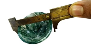 Bandeja de cristal Mariam Jasper con cuenco de piedras preciosas talladas a mano y caligrafía compleja perfecta para decoración o Feng Shui - Product Image 3