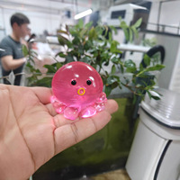 [Livraison Gratuite] Bestseller Transfrontalier Jouet à Presser en Plastique Momo Da Octopus, Jouet Anti-Stress Créatif en Forme de Fraise