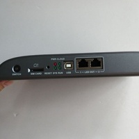Boîtier de contrôle d'écran LED Novastar TB40 avec port USB, WiFi, luminosité 5000 cd, garantie 5 ans, CMS intégré basé sur l'IA, FOTA, intérieur/extérieur