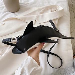 Mignon dessin animé dauphin forme femmes décontracté téléphone sac à main pochette sac à main élégant drôle personnalisé Pu cuir sac à bandoulière - Product Image 5