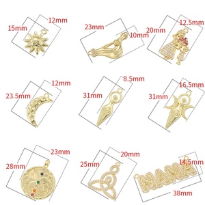 Pendentif en cuivre JINYUAN Spirale Trèfle Déesse Zircon, Breloques Mains Entrelacées (Grande main tenant petite main) pour la Fête des Mères, pour la fabrication de bijoux - Product Image 2