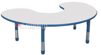 Bureau de table rose mignon au design moderne pour les élèves de classe Mobilier scolaire de maternelle en forme colorée pour les enfants