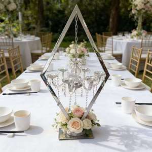 Candelabros Altos de Metal Dorado y Plateado con Diamantes, Portavelas Acrílicos, Decoración para Bodas, Centros de Mesa, Soportes para <span class=keywords><strong>Flores</strong></span>, Jarrones - Product Image 1