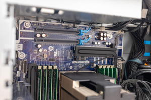 Station de travail HPE Z6 G5 prête pour l'entreprise avec AMD Threadripper <span class=keywords><strong>Pro</strong></span> 9985WX 256 Go DDR5 4 To SSD Win11 <span class=keywords><strong>Pro</strong></span> - Product Image 4