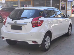 <span class=keywords><strong>Toyota</strong></span> <span class=keywords><strong>Yaris</strong></span> 1.5E <span class=keywords><strong>2018</strong></span> Usado a Bajo Precio, Automóvil de <span class=keywords><strong>Gasolina</strong></span> con Transmisión Automática CVT, Vehículo Usado Confiable - Product Image 6